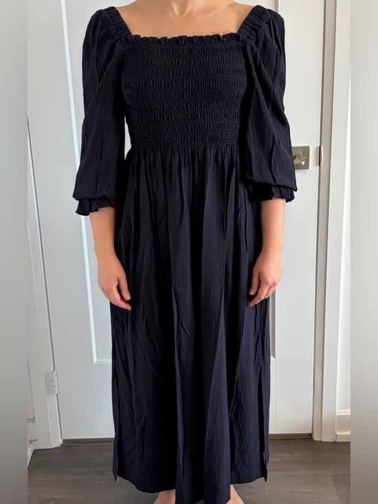 Calvin Klein Dresses & Skirts - Calvin Klein Dress - Size US 4 (Fits US 6)